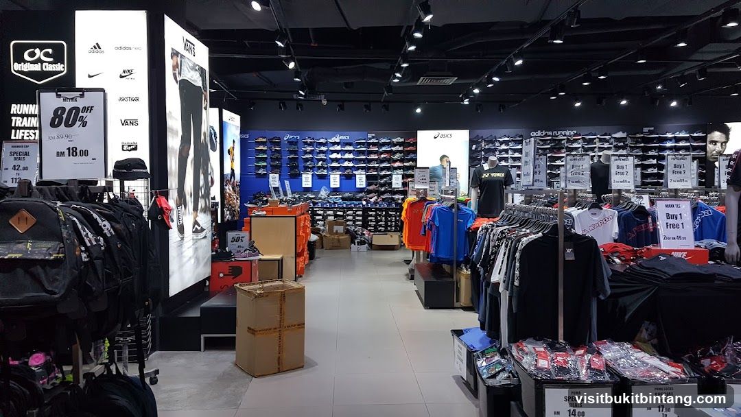 Sports Apparel and Footwear Store