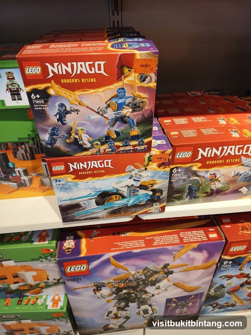 Toys”R”Us - Elmina Lakeside Mall