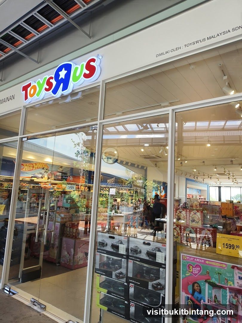 Toys”R”Us - Elmina Lakeside Mall