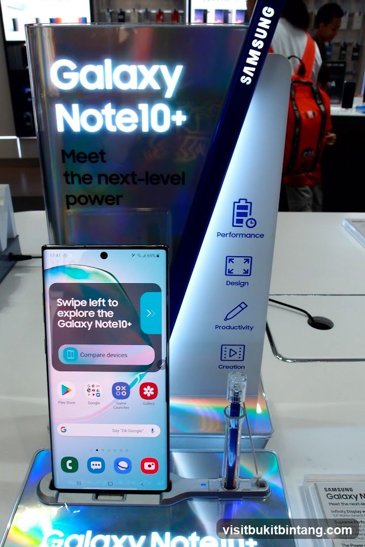 Samsung Galaxy Note10+ Display