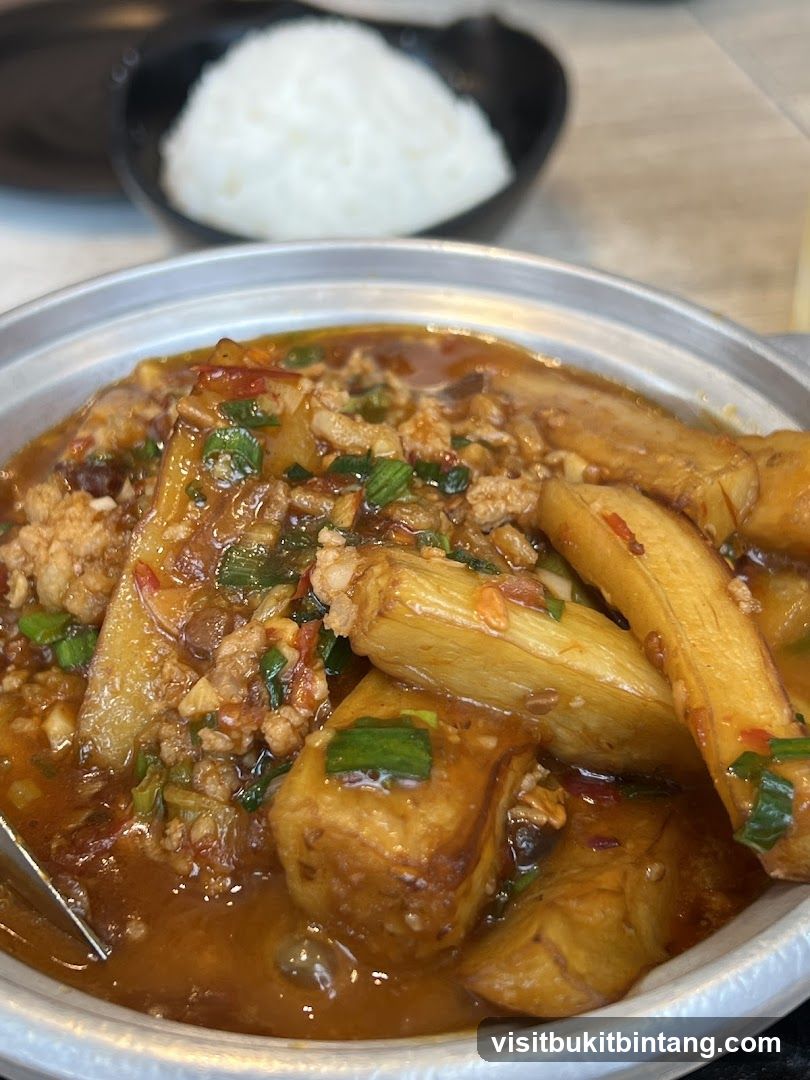 Stir-fried Eggplant with Minced Pork