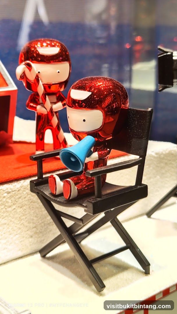 Christmas Display Figures