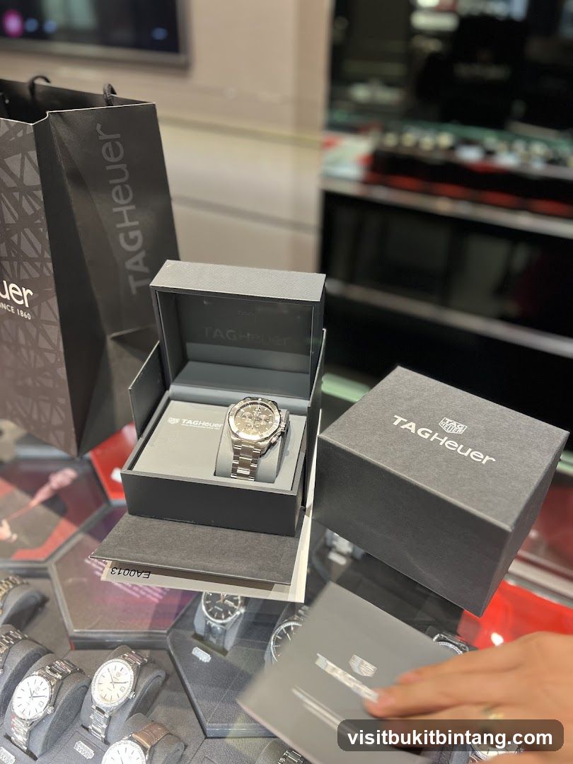 TAG Heuer Watch Display
