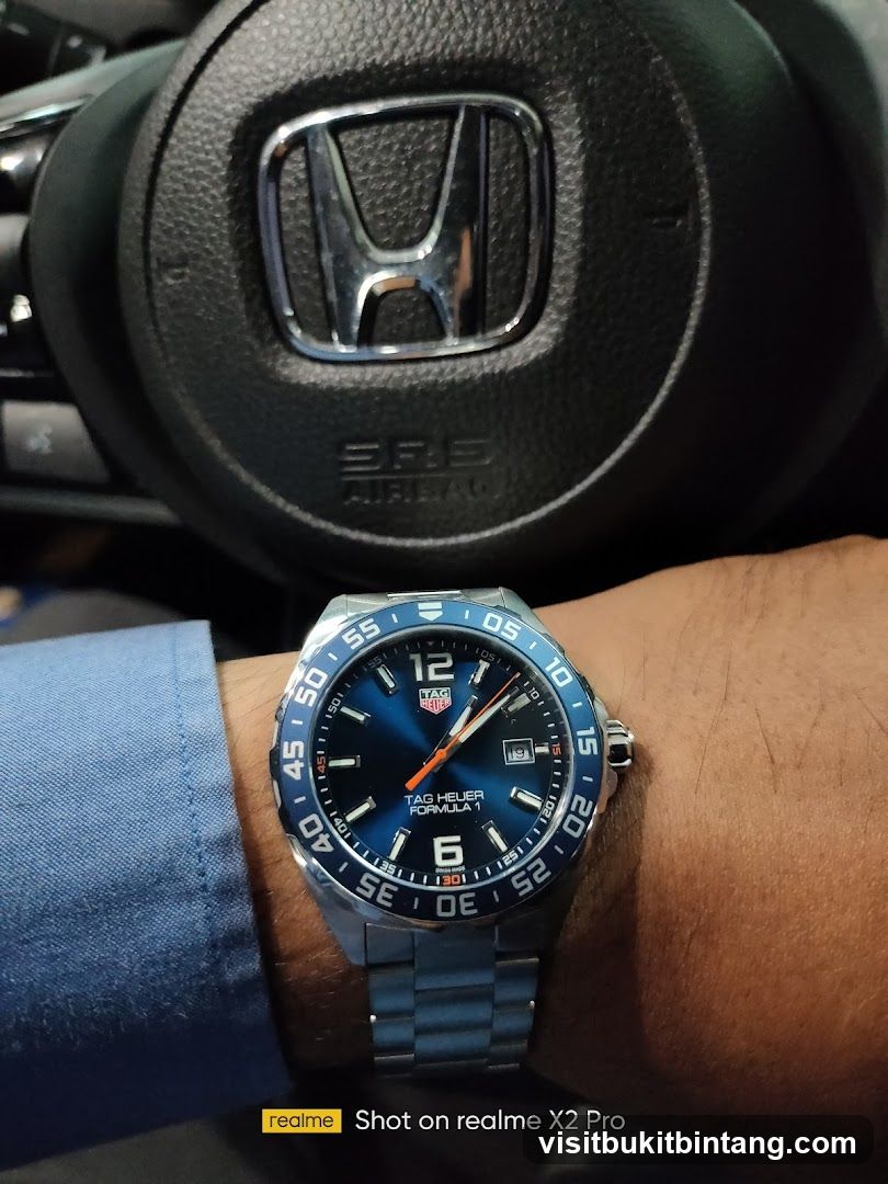 Watch and Steering Wheel