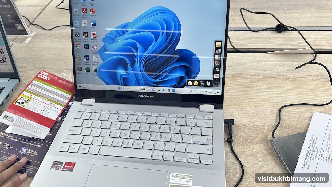 ASUS Vivobook Laptop
