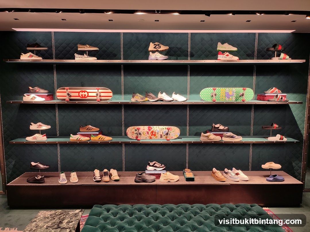 Shoe Display