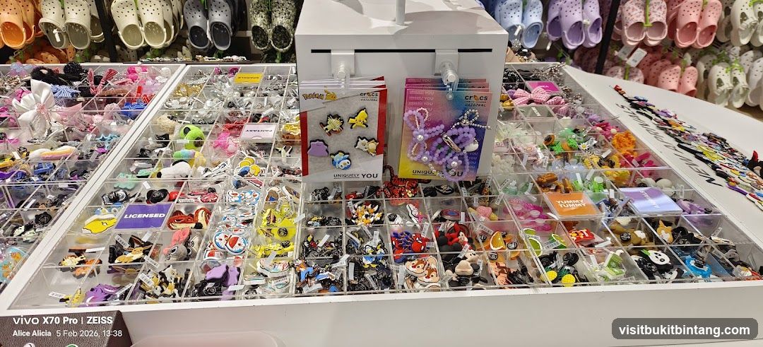 Shoe Charms Display