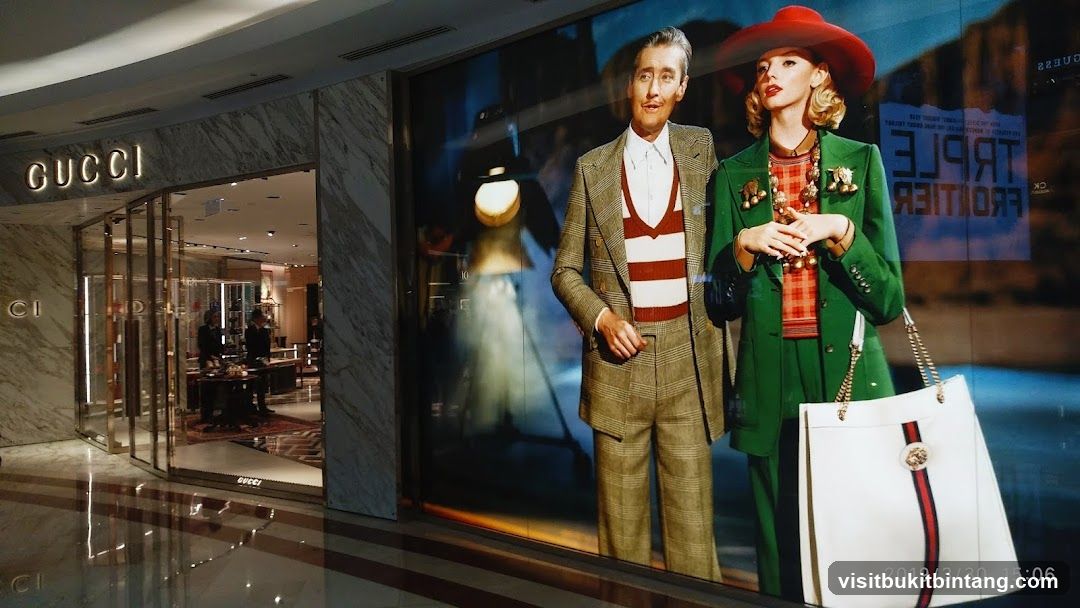 Gucci Storefront