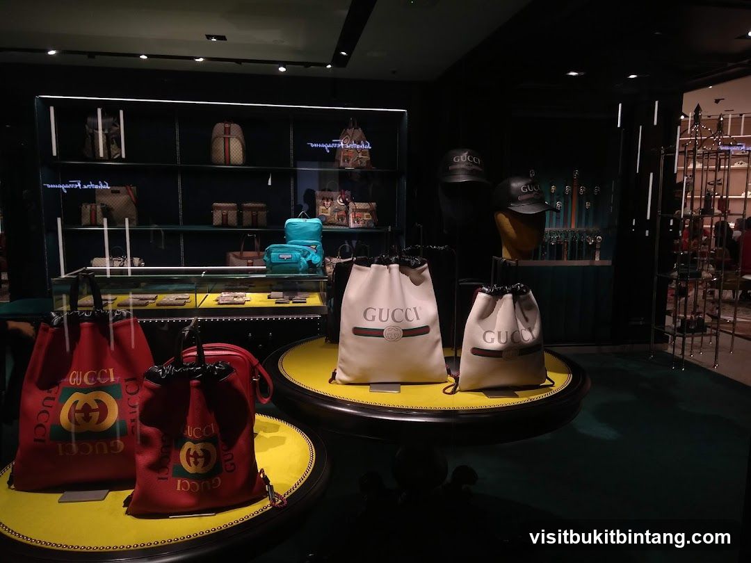 Gucci Store Display