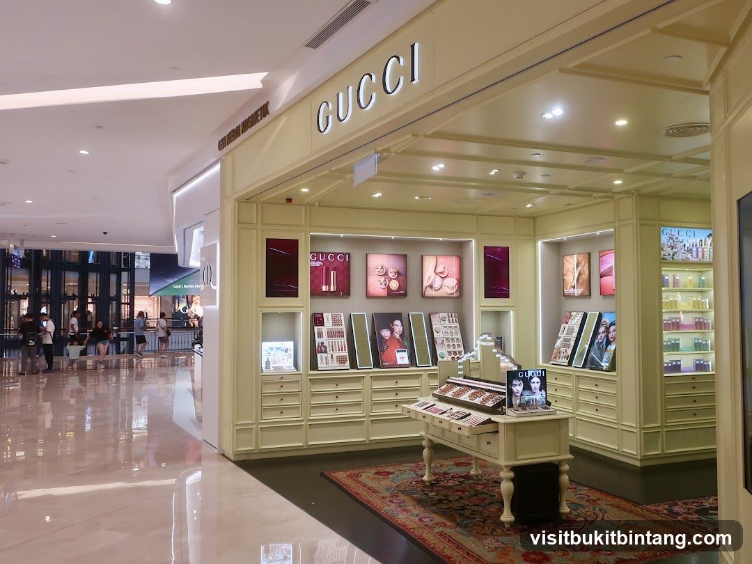 Gucci Cosmetics Display