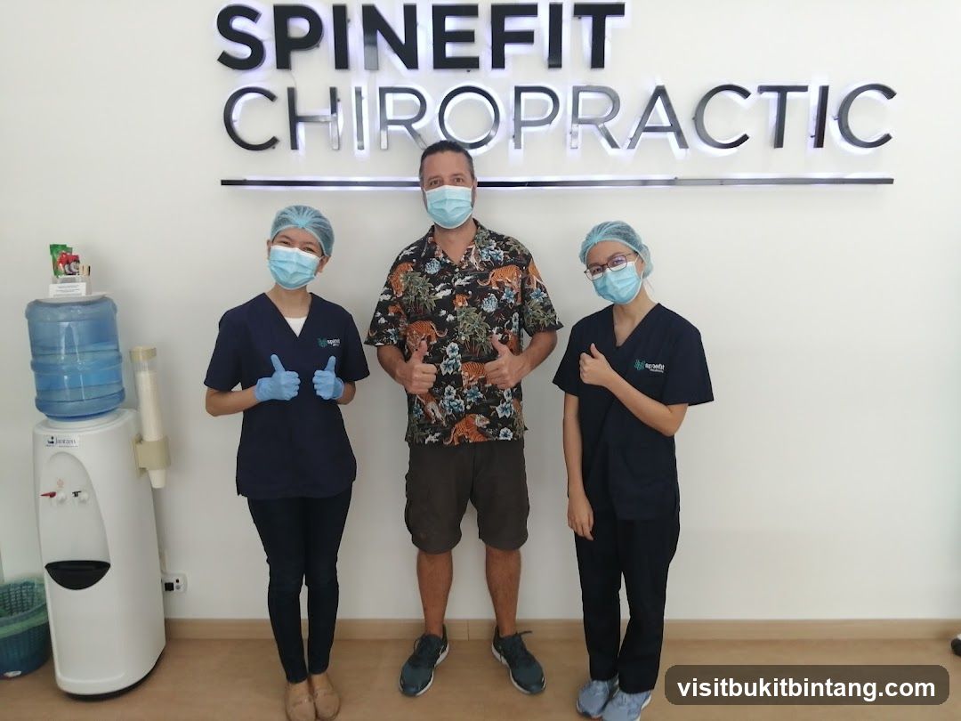 Spinefit Chiropractic Staff with Patient