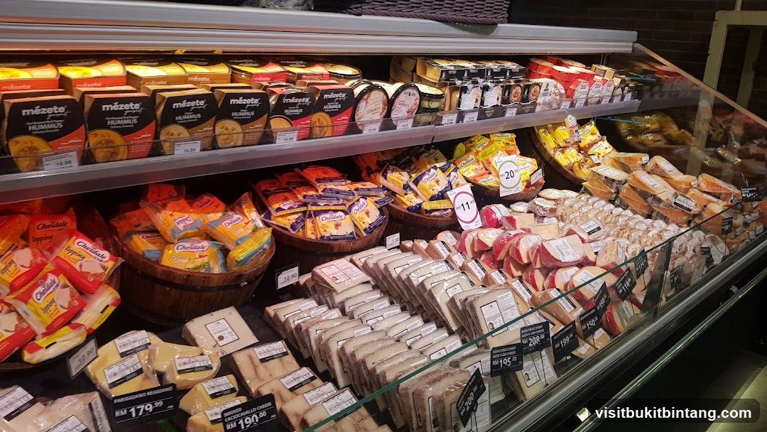 Mercato Gurney Plaza
