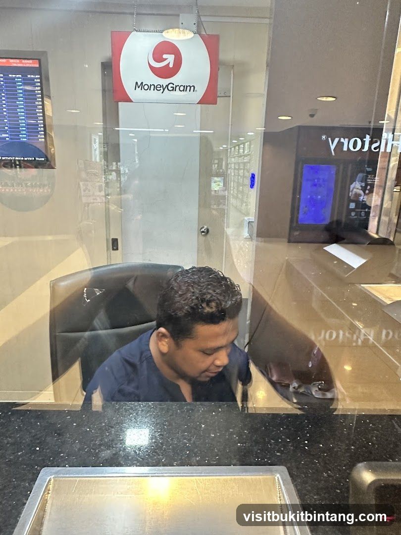 MoneyGram Service Counter