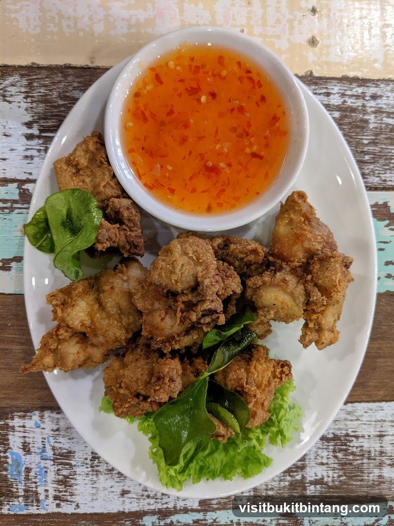 Fried Chicken Bites with Sweet Chili Sauce