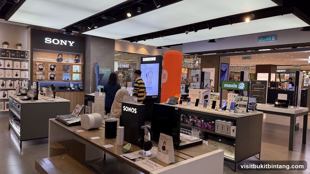 Electronics Store Display