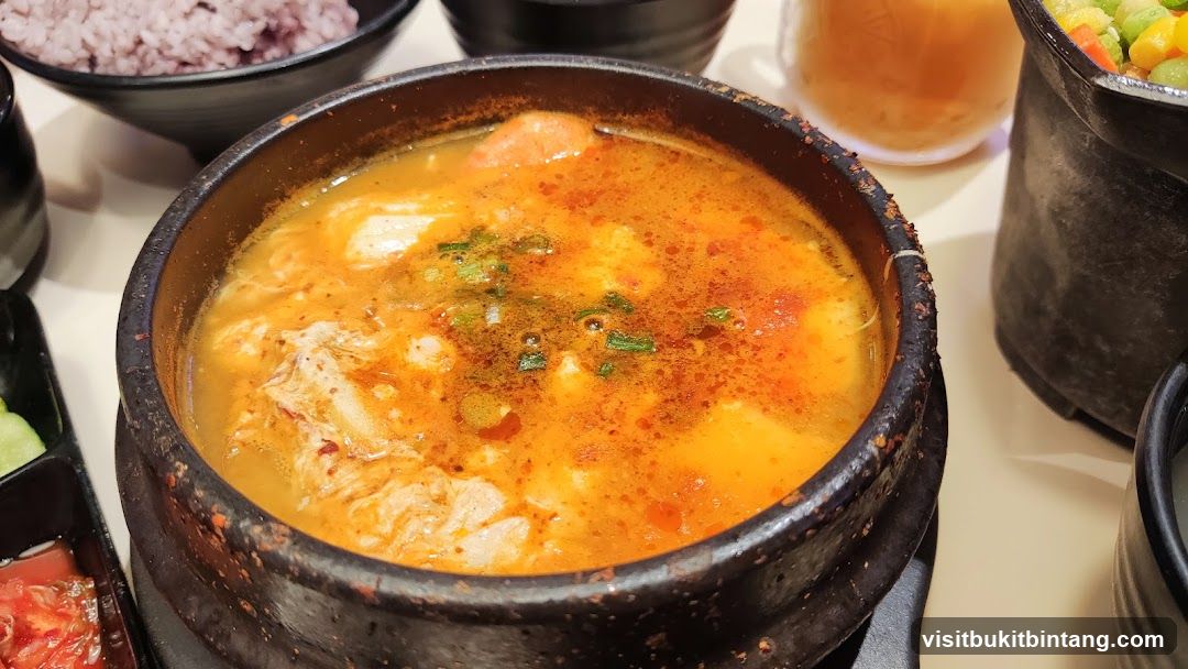 Korean Soft Tofu Stew