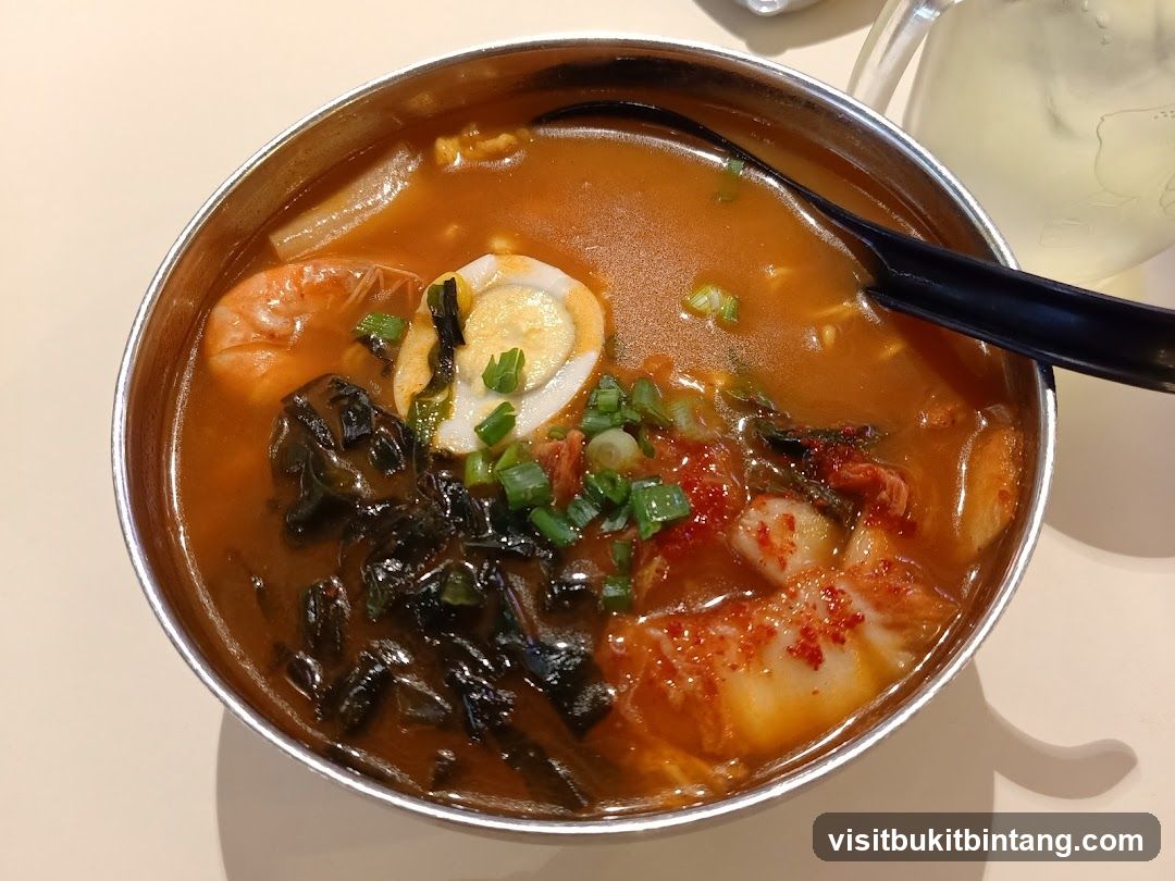Kimchi Ramen