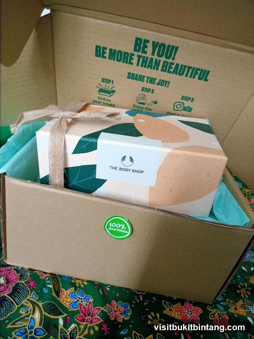 The Body Shop Gift Box