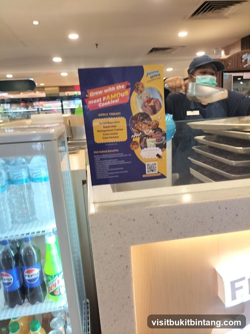 Famous Amos Gurney Plaza