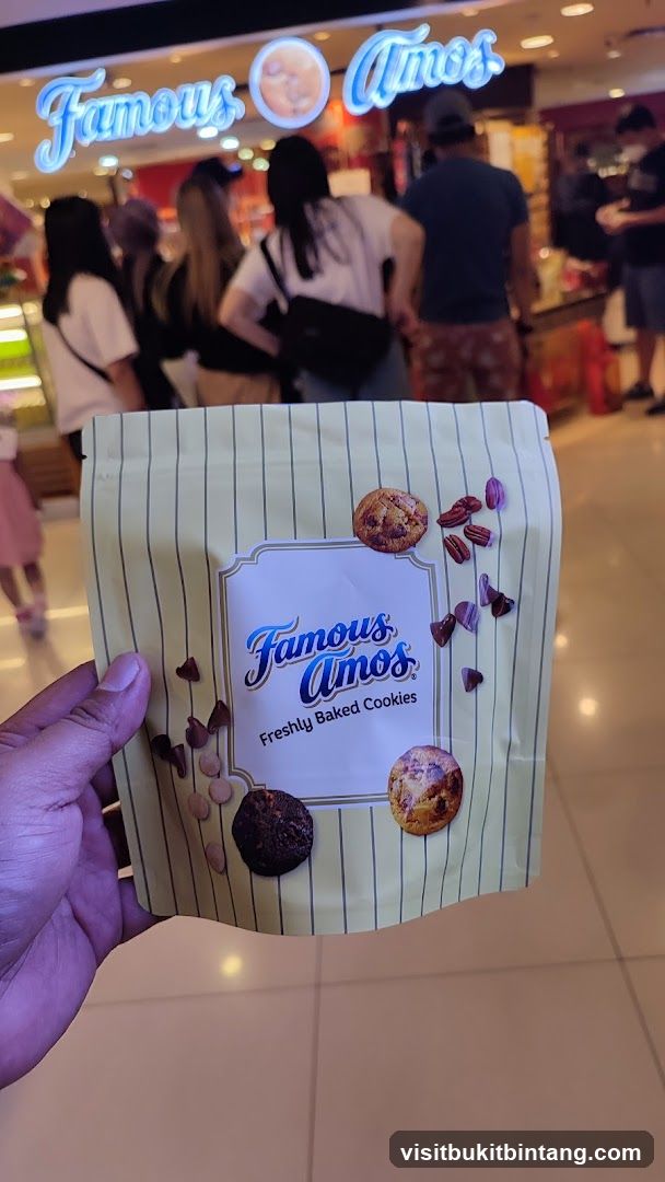 Famous Amos Cookies Packaging