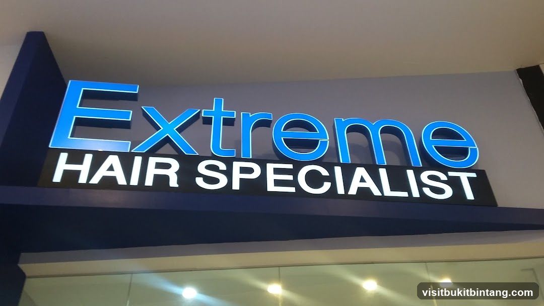 Extreme Hair Specialist Sign
