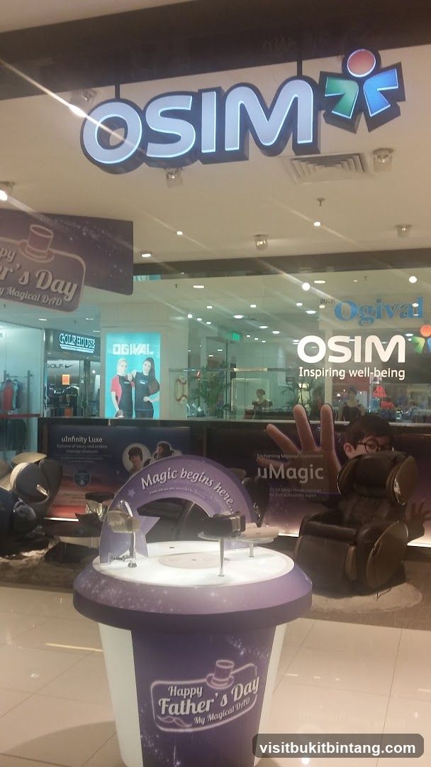 OSIM Storefront with Massage Chairs