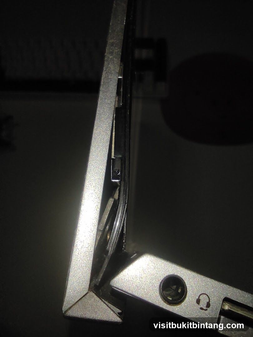 Laptop hinge detail