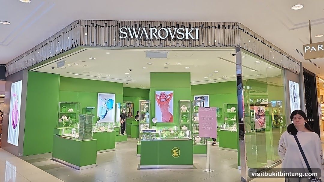 Swarovski Plaza Gurney, Penang.