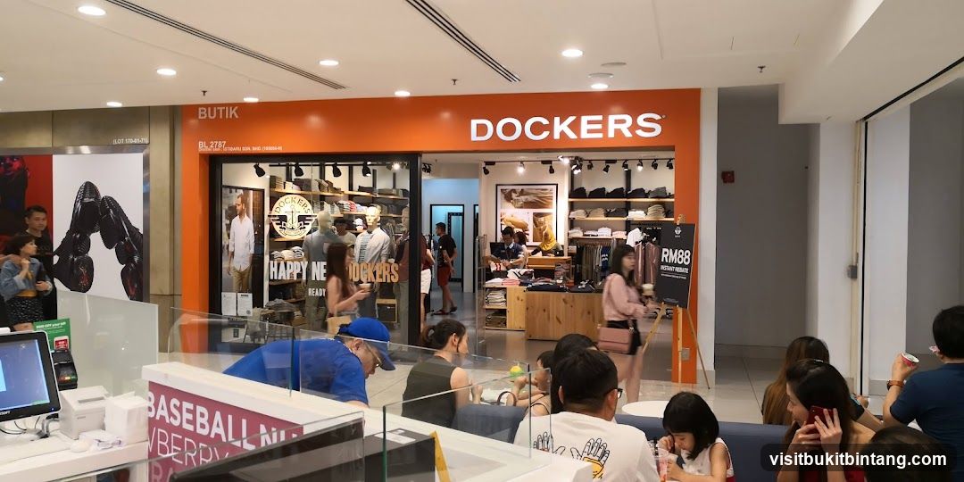 Dockers Gurney Plaza