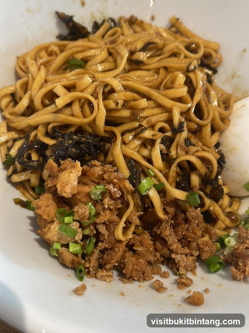 Noodles with Toppings
