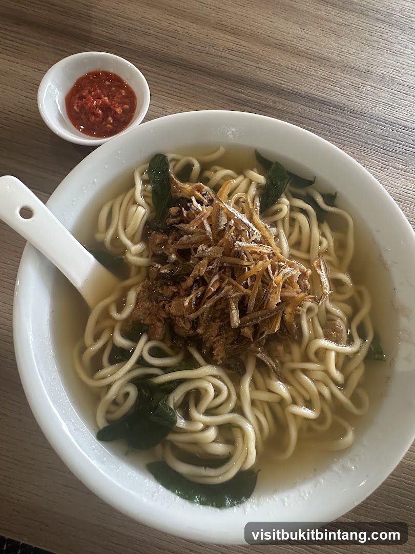 Noodle Soup with Chili Sauce
