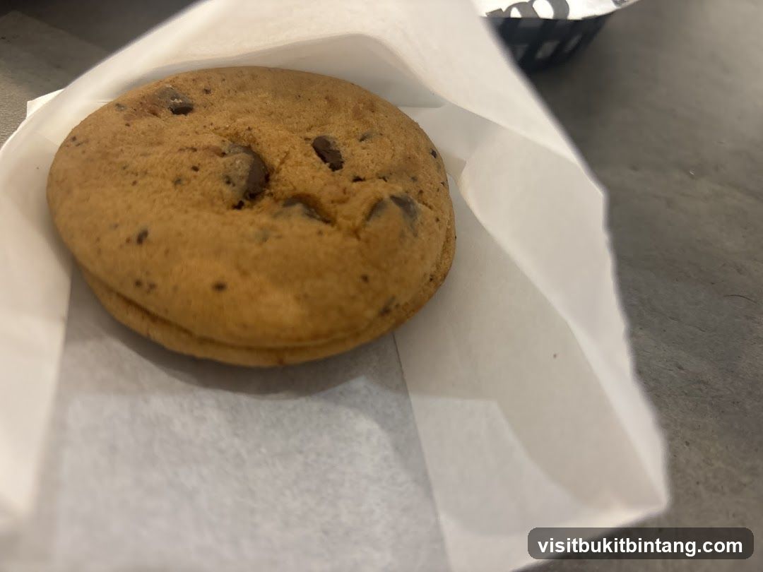Chocolate Chip Cookie