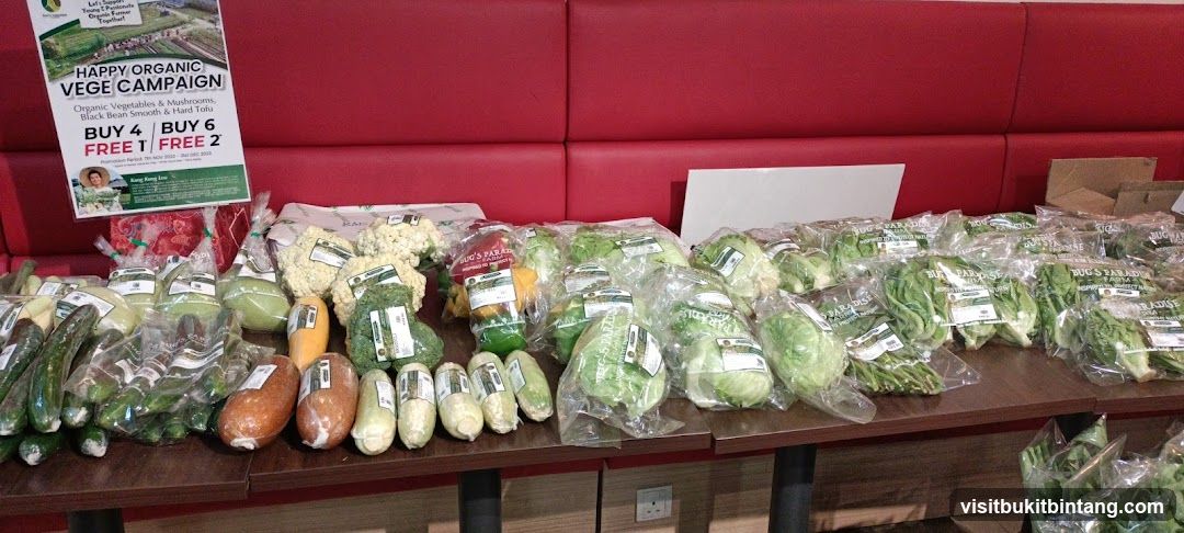 Organic Vegetable Display
