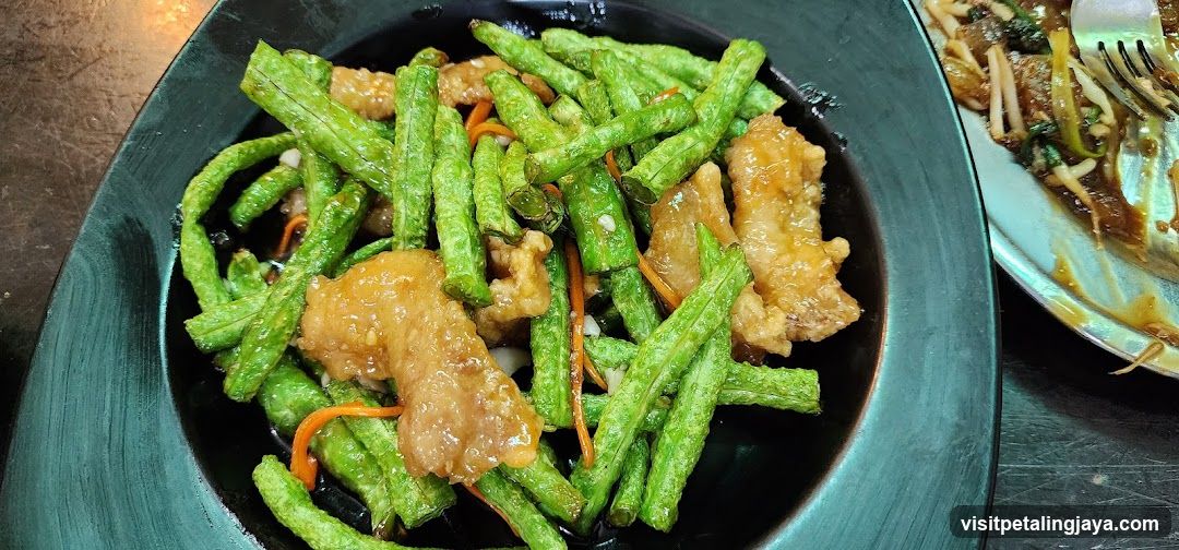 Stir-fried Green Beans with Meat