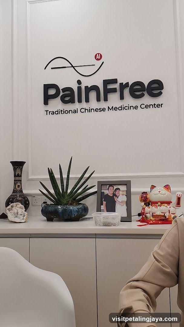 PainFree Traditional Chinese Medicine Center Interior