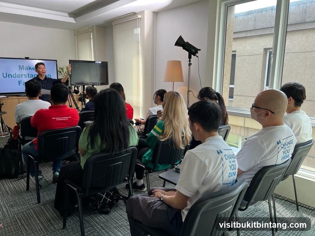 Presentation in a conference room