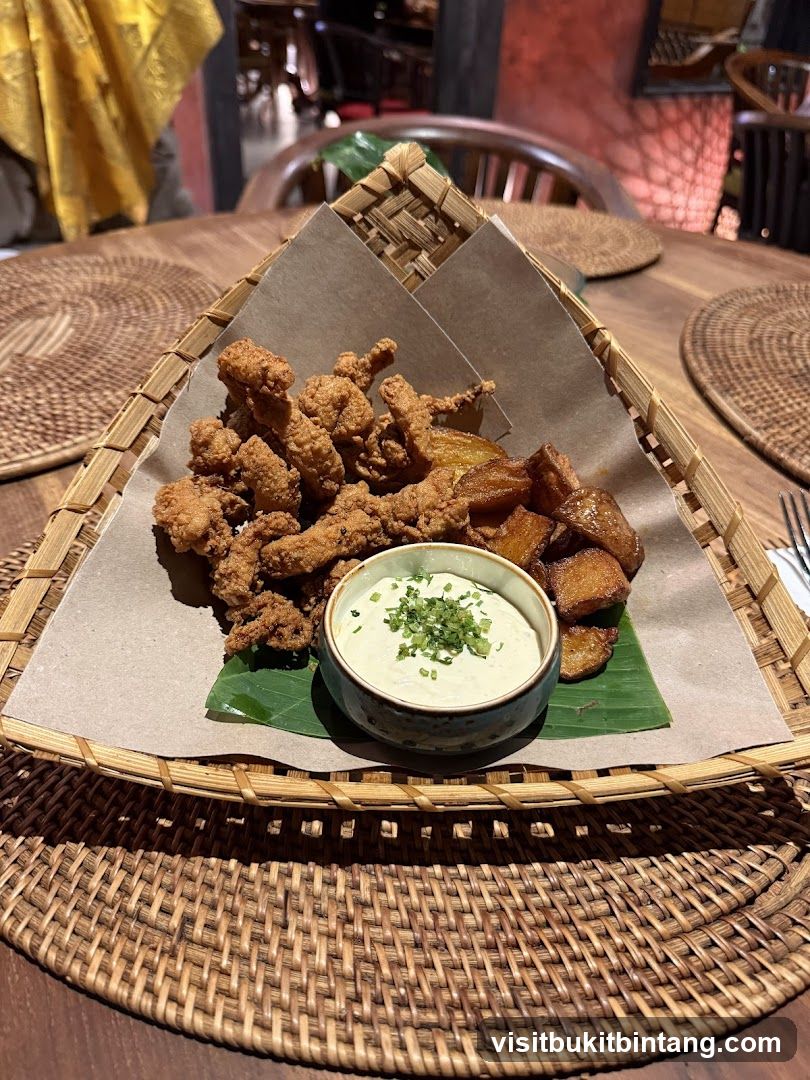 Fried Calamari with Dip