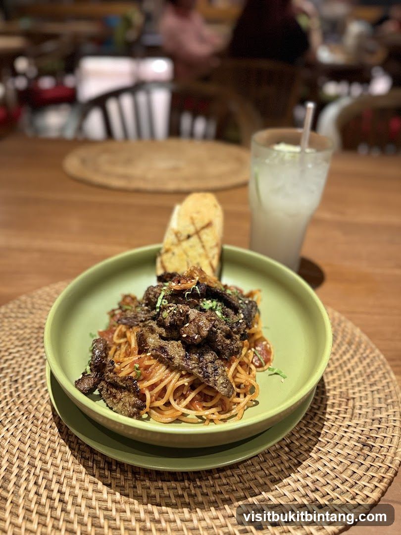 Spaghetti with Beef and Garlic Bread