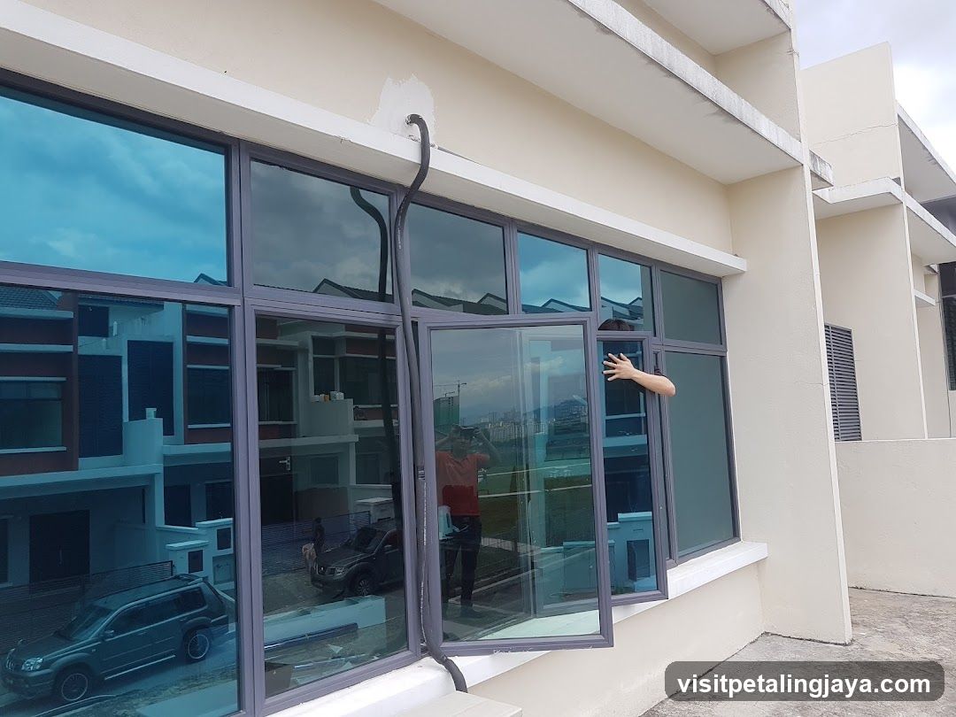 Window Reflection with Person