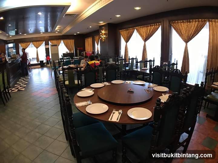 Restaurant Dining Area
