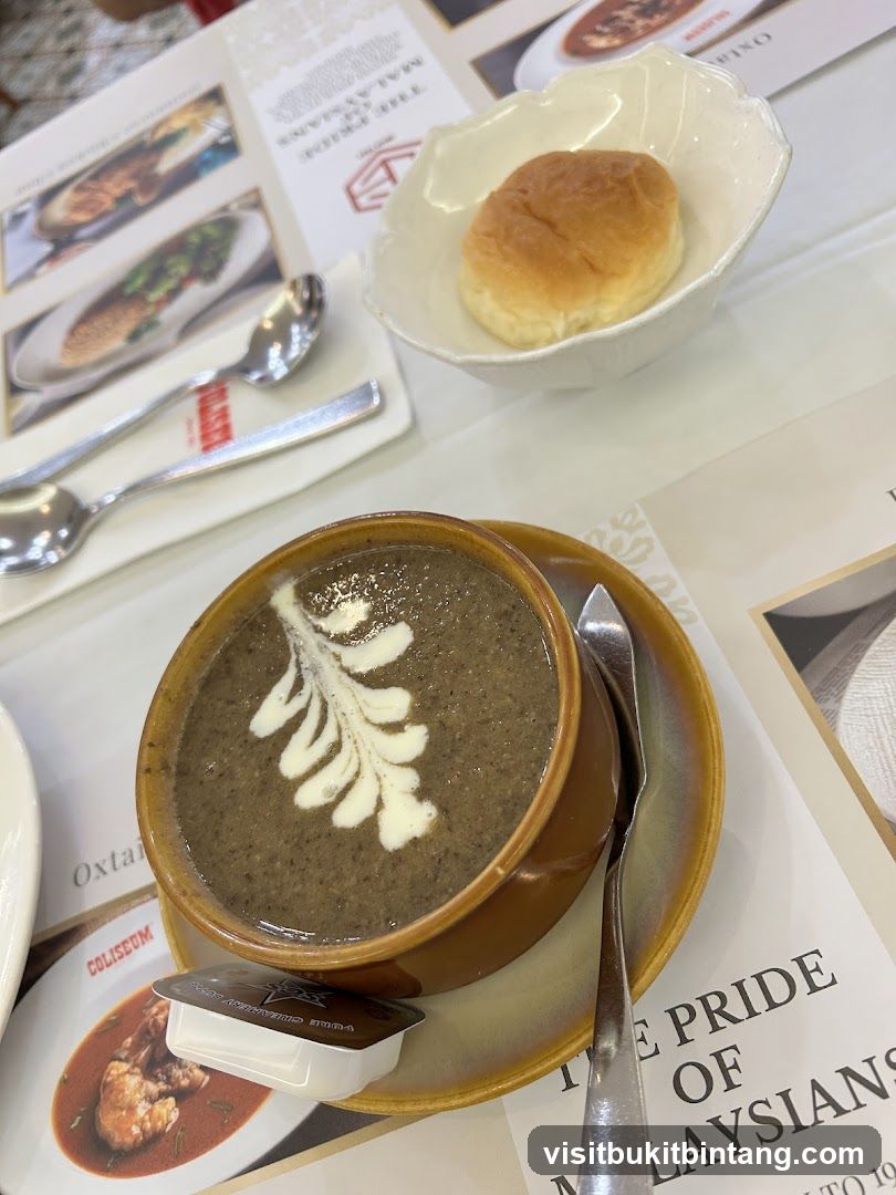 Mushroom Soup with Bread Roll