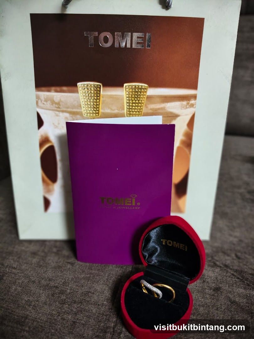 Tomei Jewellery Display