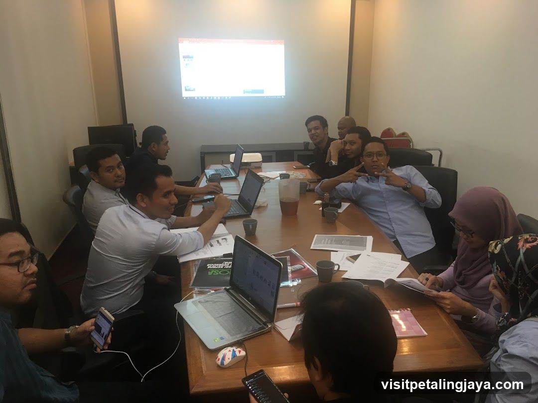 COSHARE HOLDINGS BERHAD