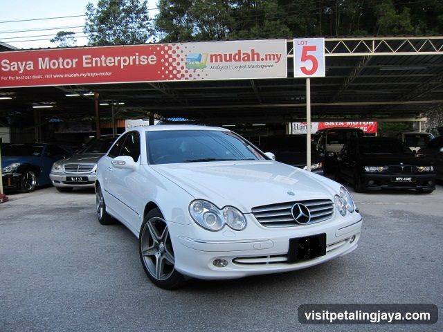 Car Dealership Exterior