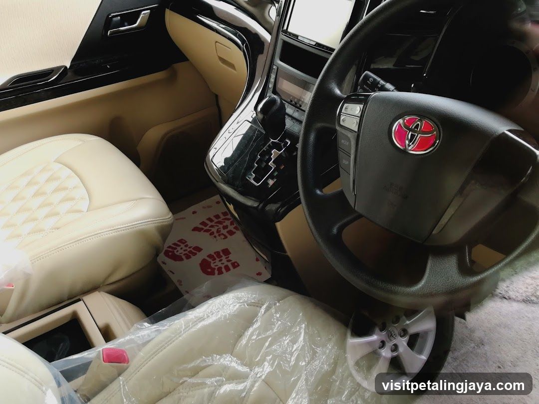 Toyota Interior with Leather Seats