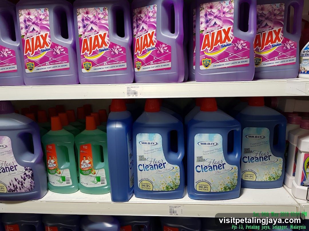 Cleaning Products Display