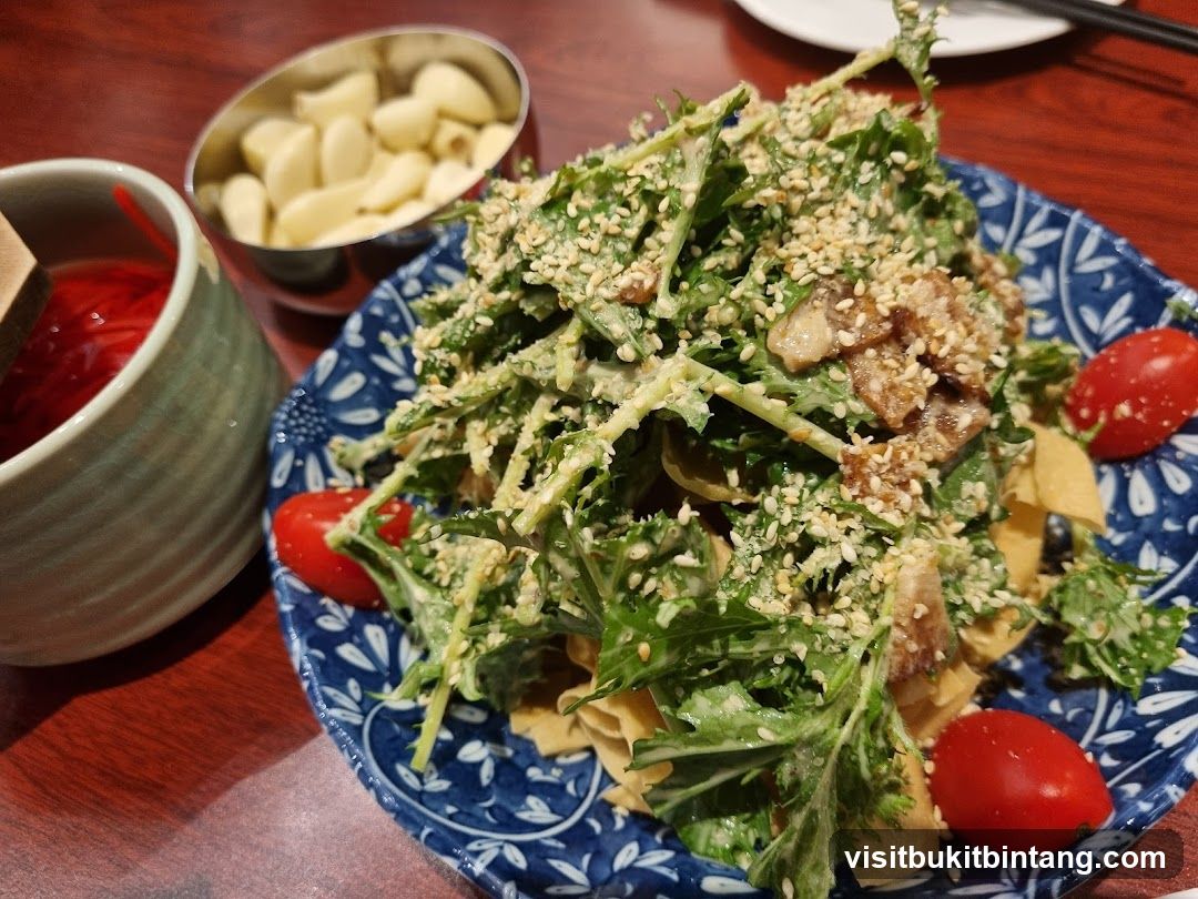 Salad with Sesame Dressing
