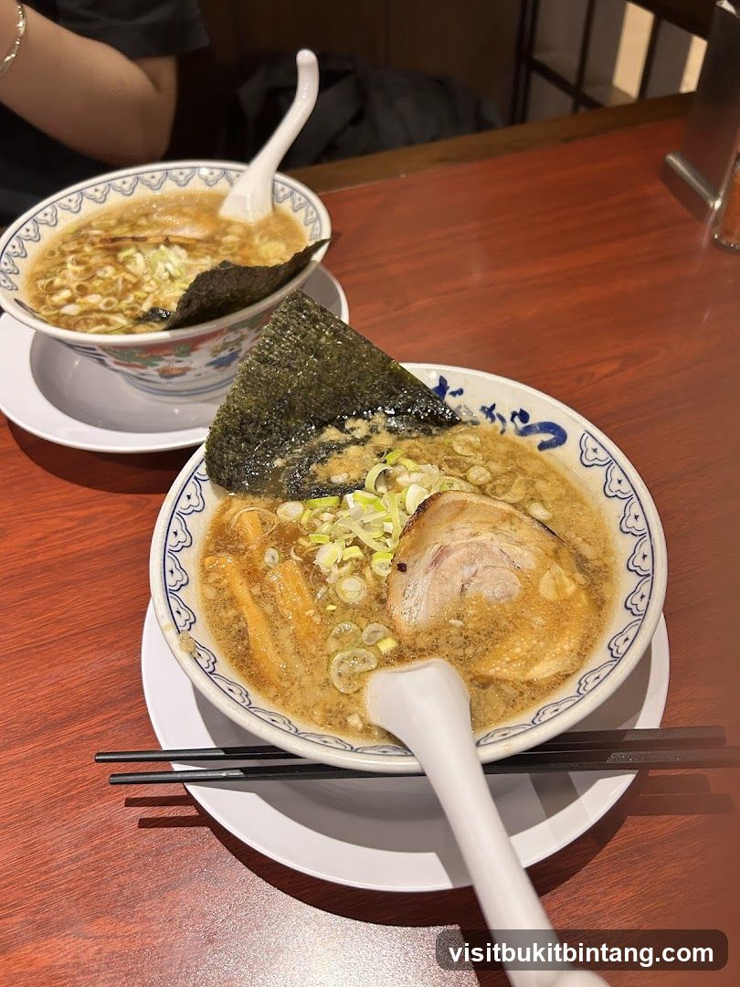 Two bowls of ramen