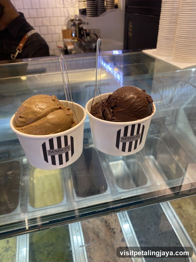 Maison Gelato Display