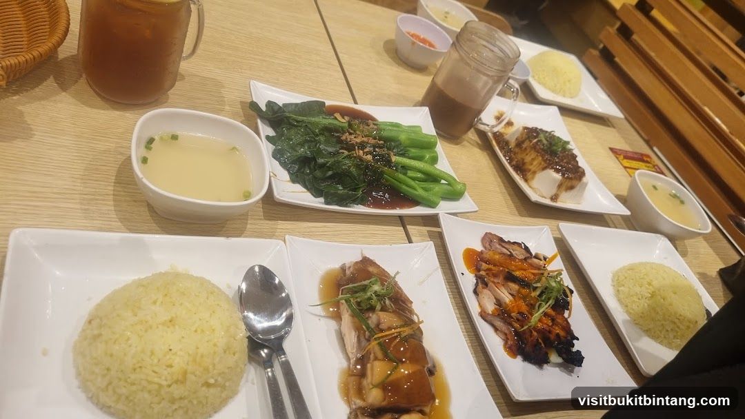 Hainanese Chicken Rice Meal